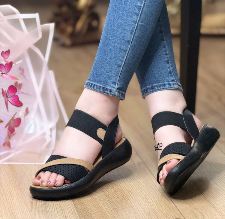 صندل تابستانی زنانه/دخترانه مدل تینا پاخوری شیک زیره پیو ۳ سانت با یک سال ضمانت کیفیت کار اصلی و با ضمانت سایزبندی ۳۷ تا ۴۰ قیمت منصفانه خرید از تولیدی