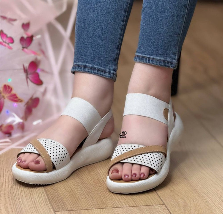 صندل تابستانی زنانه/دخترانه مدل تینا پاخوری شیک زیره پیو ۳ سانت با یک سال ضمانت کیفیت کار اصلی و با ضمانت سایزبندی ۳۷ تا ۴۰ قیمت منصفانه خرید از تولیدی