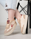 ونس نایک زنانه/دخترانه زیره پیو کیفیت با ضمانت سبک و راحت پاخور عالی سایزبندی ۳۷ تا ۴۰ رنگبندی مشکی و کرم قیمت منصفانه خرید از تولیدی