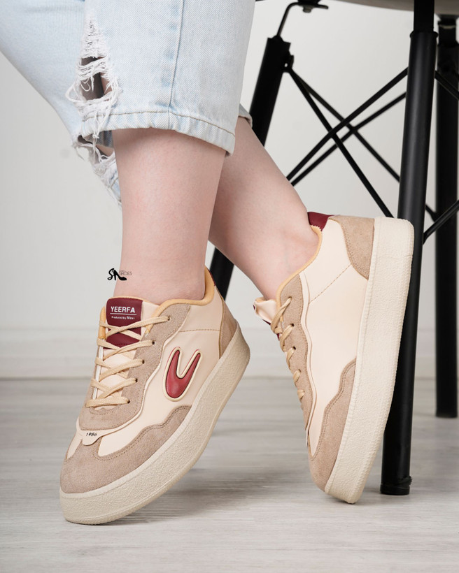 ونس نایک زنانه/دخترانه زیره پیو کیفیت با ضمانت سبک و راحت پاخور عالی سایزبندی ۳۷ تا ۴۰ رنگبندی مشکی و کرم قیمت منصفانه خرید از تولیدی