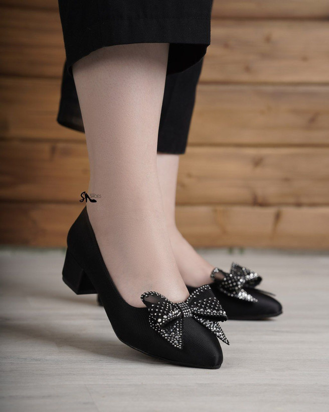 کفش مجلسی زنانه/دخترانه پاشنه 4 سانت جدید جنس رویه ساتن پاخور عالی سایزبندی 37تا40 قیمت منصفانه خرید از تولیدی