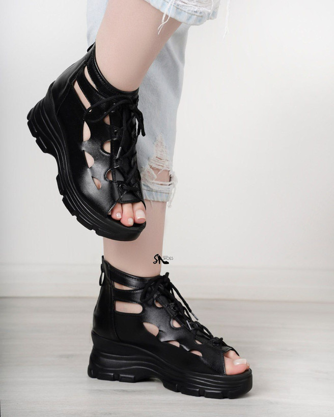 صندل لژدار زنانه/دخترانه کیفیت با ضمانت زیره پیو طبی درجه یک لژ ۷ سانت پشت زیپ سایزبندی ۳۷ تا ۴۰ قیمت منصفانه خرید از تولیدی