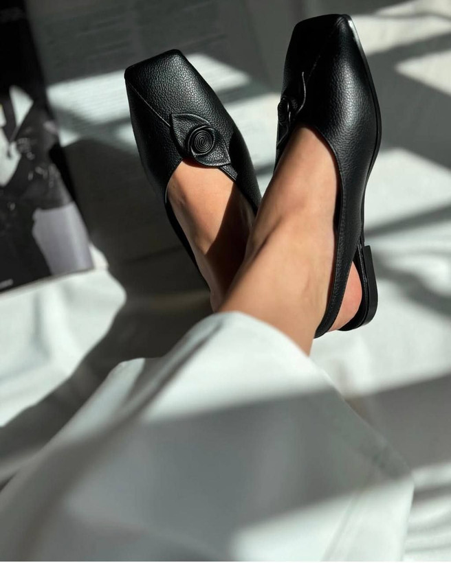 بابت جدید زنانه/دخترانه بسیار شیک خوشپا و راحت سایزبندی ۳۷ تا ۴۰ قیمت منصفانه خرید از تولیدی