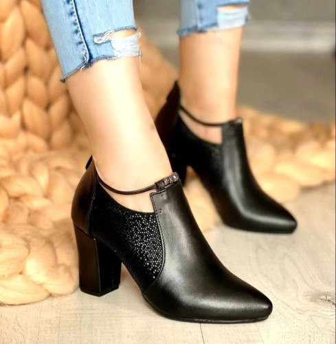 کفش کلاسیک زنانه/دخترانه مدل mavi پاشنه دلتا ترک ۷ سانتی کیفیت عالی پاخوری شیک سایزبندی ۳۷ تا ۴۱