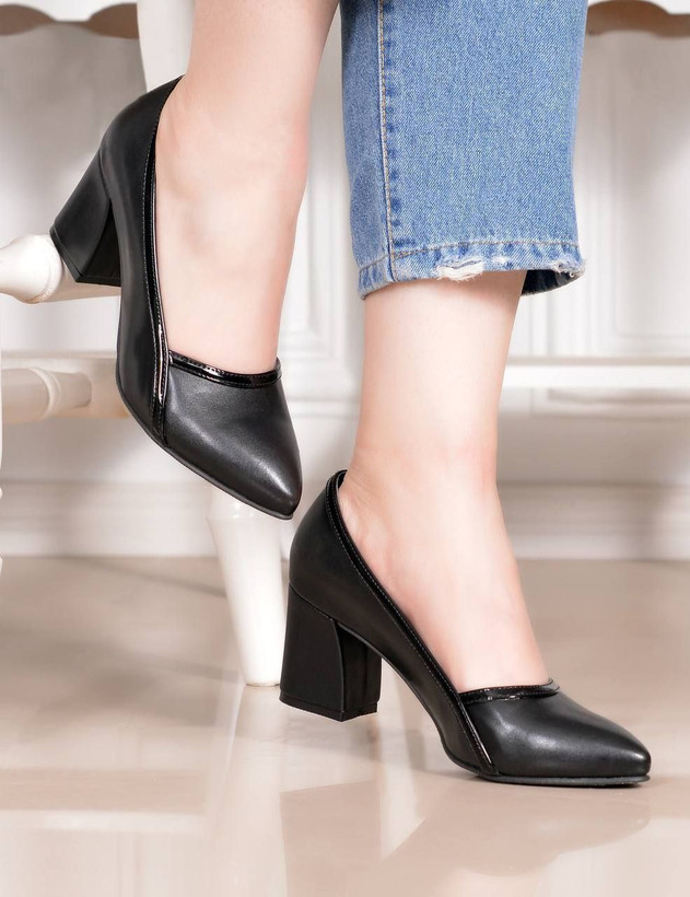 کفش مجلسی زنانه/دخترانه جنس عالی درجه یک قالب استاندارد پاشنه ۷ سانت سبک و راحت کیفیت اصل تضمینی سایزبندی ۳۶ تا ۴۰