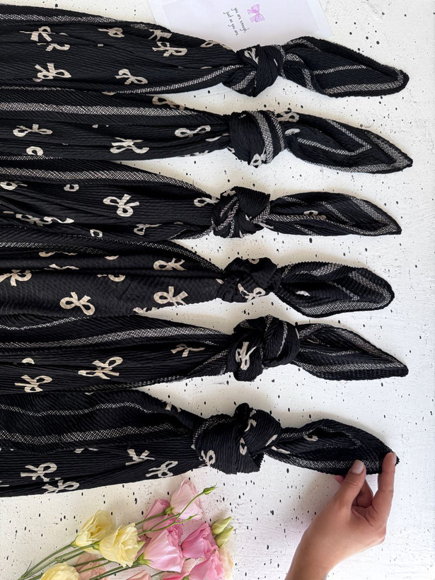 روسری پاپیون پلیسه برشکا،سوپر نخ ابعاد ۱۲۰*۱۲۰ به صورت تک و عمده قیمت منصفانه