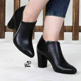 کفش کلاسیک و مجلسی زنانه/دخترانه مدل پارلا جنس رویه پشت چرم پاخوری شیک قالب استاندارد پاشنه ۷ سانت دافوس سایزبندی ۳۷تا۴۱