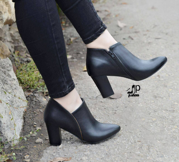 کفش کلاسیک و مجلسی زنانه/دخترانه مدل پارلا جنس رویه پشت چرم پاخوری شیک قالب استاندارد پاشنه ۷ سانت دافوس سایزبندی ۳۷تا۴۱