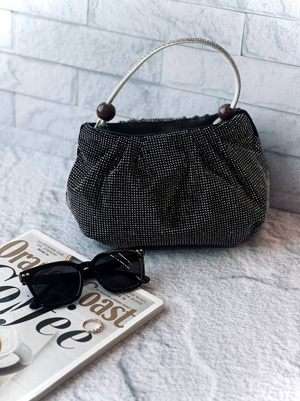 کیف مجلسی نگینی زنانه/دخترانه پیله دار ابعاد ۲۶ در ۱۵ دارای زنجیر دوشی و دسته کوتاه نگینی