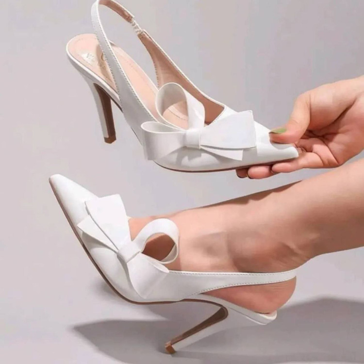 کفش مجلسی زنانه/دخترانه پاشنه ۷ سانت سایزبندی ۳۶ تا ۴۱ بسیار شیک و خاص در سه رنگ کرم مشکی و سفید