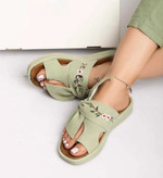 صندل زنانه/دخترانه رویه میکرو سوئیت گلدوزی شده لژ دورکش زیره پیو کیفیت عالی بسیار شیک و خوشپا و راحت