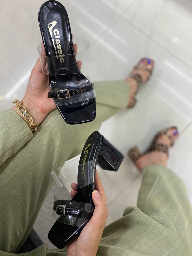 کفش صندل زنانه/دخترانه کیفیت اصلی پاشنه ۵ سانت پاخوری عالی جنس ورنی سایزبندی ۳۷ تا ۴۰ جنس و کیفیت درجه یک در حد ترک