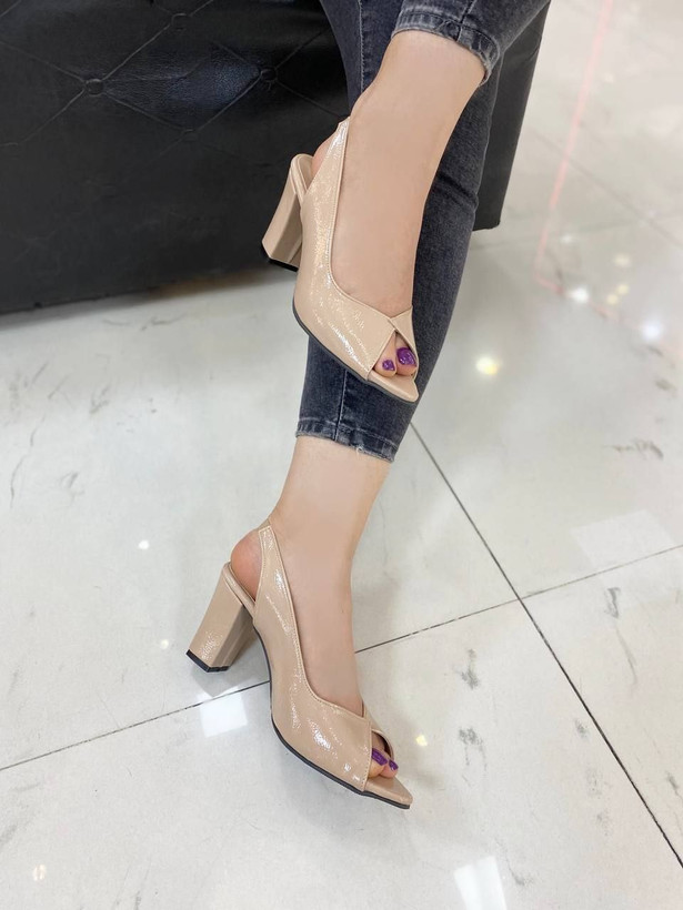 کفش مجلسی زنانه/دخترانه کیفیت اصلی پاخوری عالی پاشنه ۷ سانت جنس و کیفیت درجه یک در حد ترک
