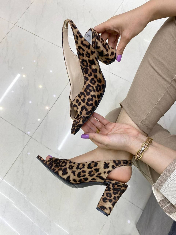 کفش مجلسی زنانه/دخترانه کیفیت اصلی پاخوری عالی پاشنه ۷ سانت جنس و کیفیت درجه یک در حد ترک