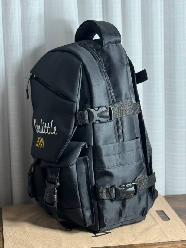 کوله پشتی اسپرت/کیف مدرسه تک رنگ مشکی جادار جنس درجه یک ابعاد ۴۲ در ۳۲ قیمت عالی