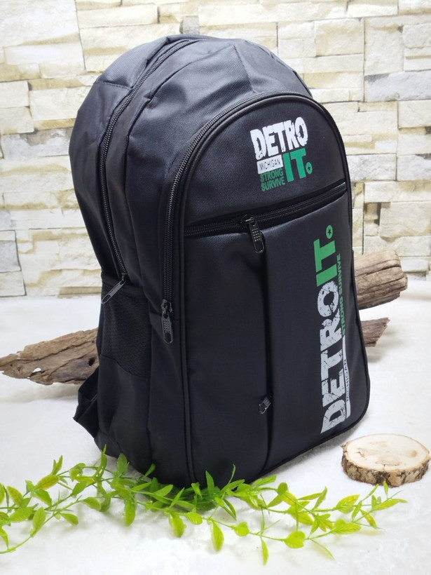 کیف مدرسه/کوله پشتی ۴ زیپ جنس کج راه آستری داخل برزنت پشت راشل عرق گیری مناسب پایه درسی ۱تا۵ ابعاد ۳۰*۴۳