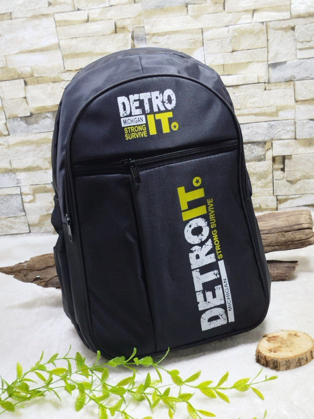 کیف مدرسه/کوله پشتی ۴ زیپ جنس کج راه آستری داخل برزنت پشت راشل عرق گیری مناسب پایه درسی ۱تا۵ ابعاد ۳۰*۴۳