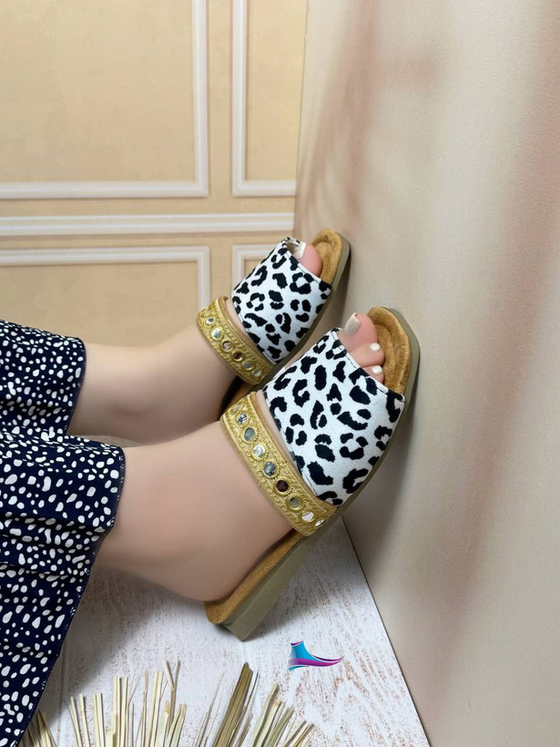 صندل زنانه/دخترانه کلاسیک آینه ای پلنگی قالب استاندارد پاخوری شیک کیفیت عالی سایزبندی ۳۷تا۴۰