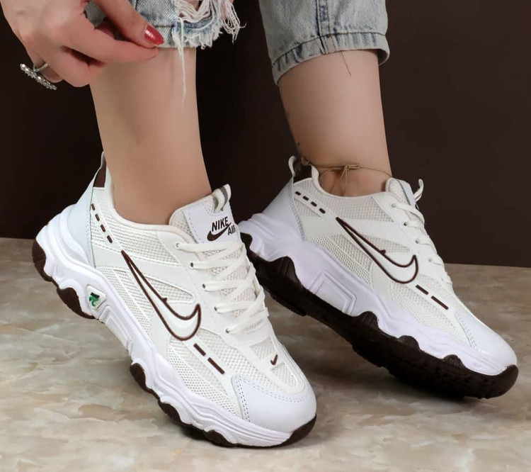 کتونی نایک جدید زنانه/دخترانه زیره پی یو سبک راحت و باکیفیت سایز۳۷ تا ۴۰