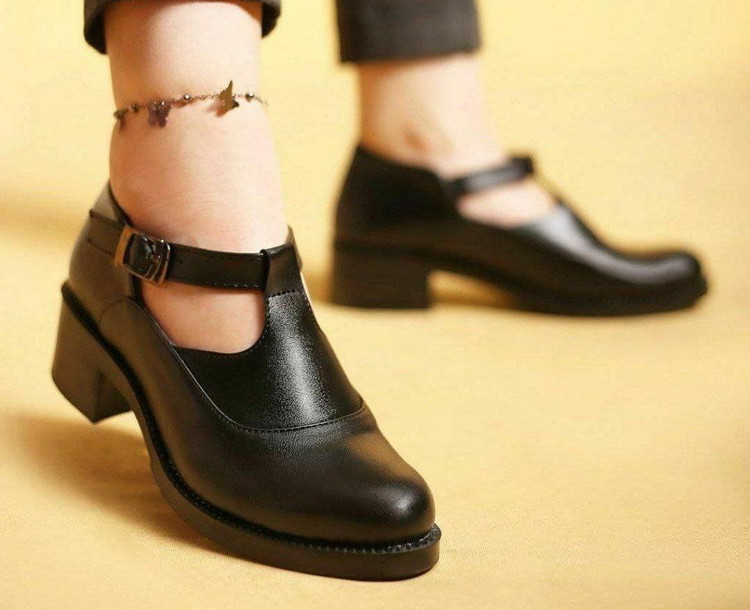 کفش کالج جدید زنانه/دخترانه کیفیت عالی سایزبندی ۳۷ تا ۴۰ فروش به صورت تک و عمده قیمت رقابتی