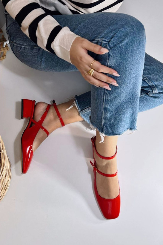 کفش کالج زنانه/دخترانه مدل مری جین سایزبندی ۳۶تا ۴۱ اندازه پاشنه ۳ سانت زیره دافوس قالب ترک جنس رویه ورنی