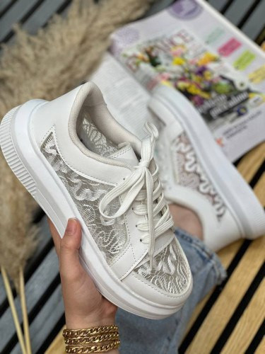 ونس توری جدید زنانه/دخترانه رویه چرم حوله ای و تور وارداتی زیره پیو سایزبندی ۳۷ تا ۴۰ قالب استاندارد