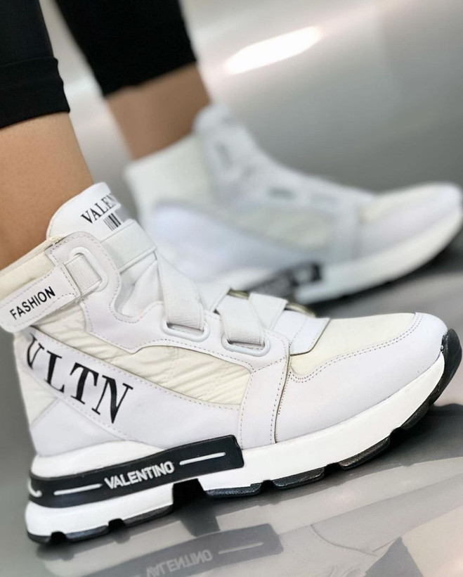 ونس ساقدار/نیمبوت ولنتینو زنانه دخترانه جنس درجه یک کار باغ سپهسالار جنس رویه کاپشنی ضد آب قالب استاندارد زیره پیو خیلی سبک