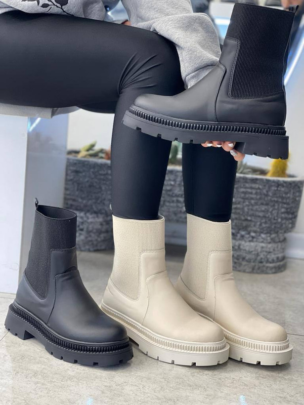 بوت جدید زنانه/دخترانه کیفیت اصلی زیره پیو بسیار شیک خوشپا راحت سایزبندی ۳۷ تا ۴۰