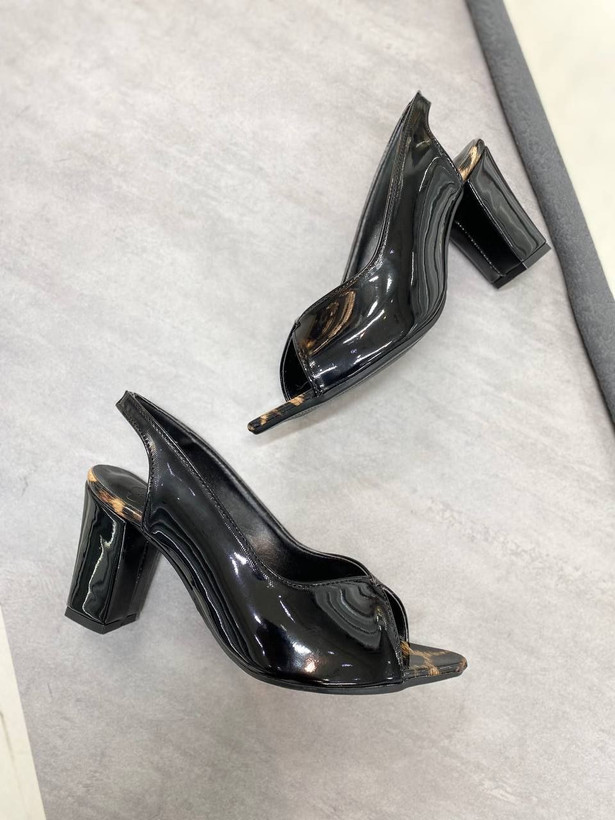 کفش مجلسی زنانه/دخترانه کیفیت اصلی پاخوری عالی پاشنه ۷ سانت جنس و کیفیت درجه یک در حد ترک