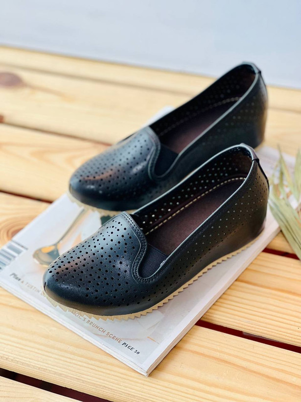 کفش طبی زنانه/دخترانه مدل ویتنام لیزری طبی فوق العاده راحت و سبک سایزبندی ۳۵ تا ۴۳