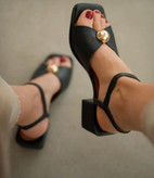 صندل جدید زنانه/دخترانه رویه فلوتر پاشنه ۴ سانت بسیار شیک و خوشپا و راحت سایزبندی۳۷ تا ۴۰