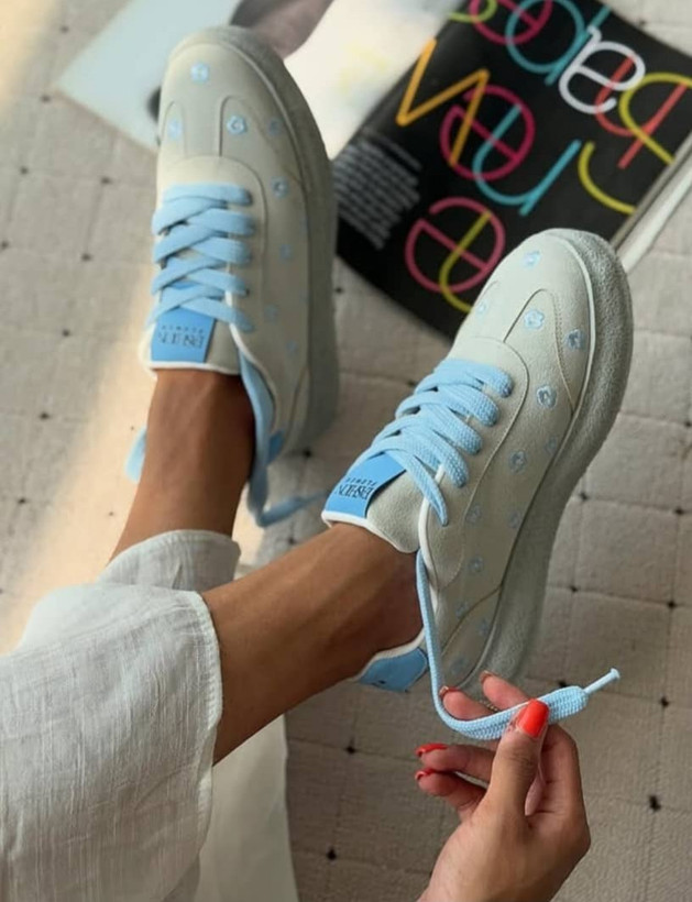 ونس زنانه/دخترانه بابونه زیره پیو و بسیار سبک با زیره ی اصلی و رویه سوپر سوییت گلدوزی کیفیت عالی بسیار شیک خوشپا راحت