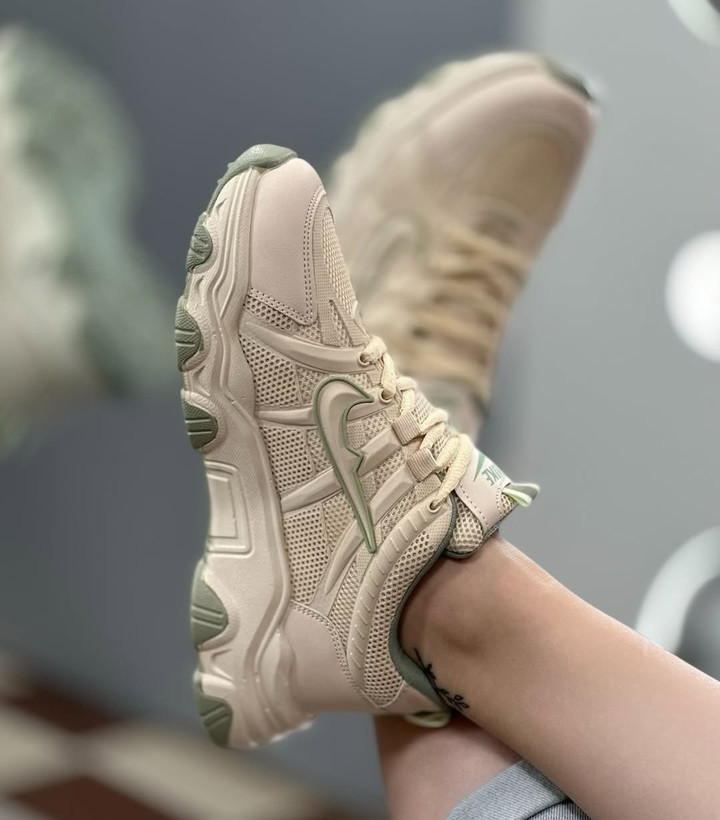 کتونی نایک جدید زنانه/دخترانه زیره پیو بسیار شیک خوشپا راحت و با کیفیت سایزبندی ۳۷ تا ۴۰