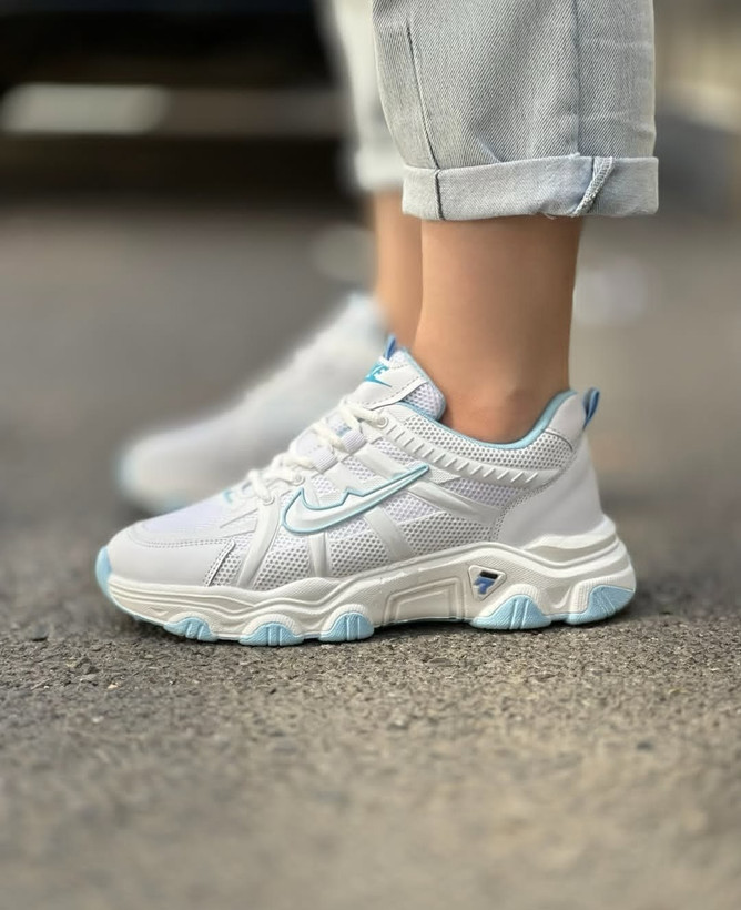 کتونی نایک جدید زنانه/دخترانه زیره پیو بسیار شیک خوشپا راحت و با کیفیت سایزبندی ۳۷ تا ۴۰