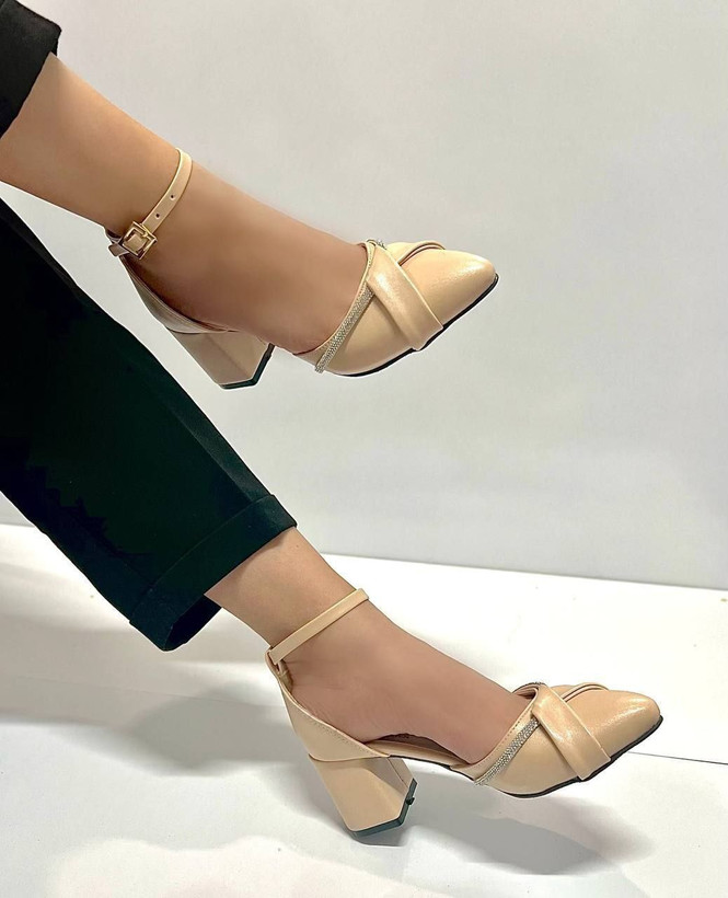 کفش مجلسی زنانه/دخترانه مدل shell رویه کار بیاله ترک پاشنه ۵ سانت rafik سایزبندی ۳۷ تا ۴۱ نگین وارداتی ترک