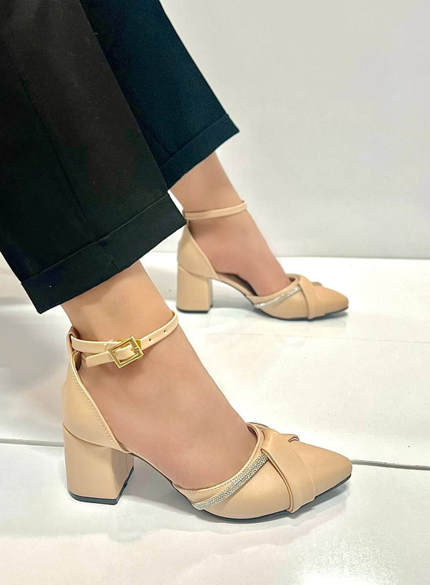 کفش مجلسی زنانه/دخترانه مدل shell رویه کار بیاله ترک پاشنه ۵ سانت rafik سایزبندی ۳۷ تا ۴۱ نگین وارداتی ترک