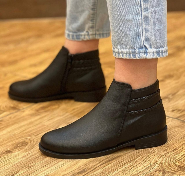 نیمبوت جدید زنانه/دخترانه بسیار شیک خوشپا و راحت سایزبندی ۳۷ تا ۴۰