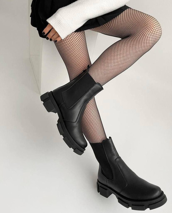 بوت جدید زنانه/دخترانه بسیار شیک خوشپا و راحت سایزبندی ۳۷ تا ۴۰