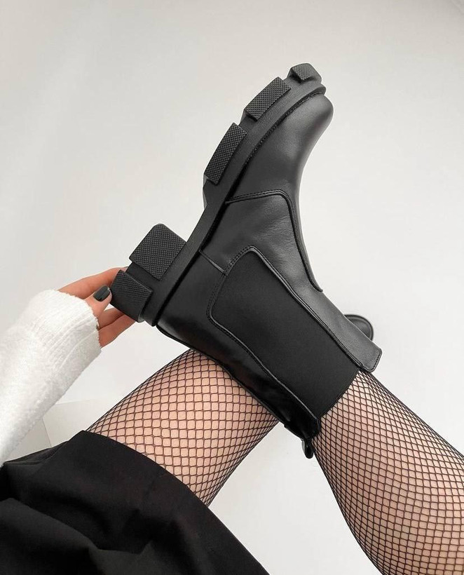 بوت جدید زنانه/دخترانه بسیار شیک خوشپا و راحت سایزبندی ۳۷ تا ۴۰