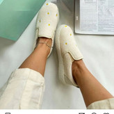 ست ونس و کوله طرح بابونه زنانه/دخترانه زیره پیو و بسیار سبک کیفیت عالی بسیار شیک خوشپا و راحت سایزبندی ۳۷ تا ۴۰ سفارش هم به صورت ست و هم جدا