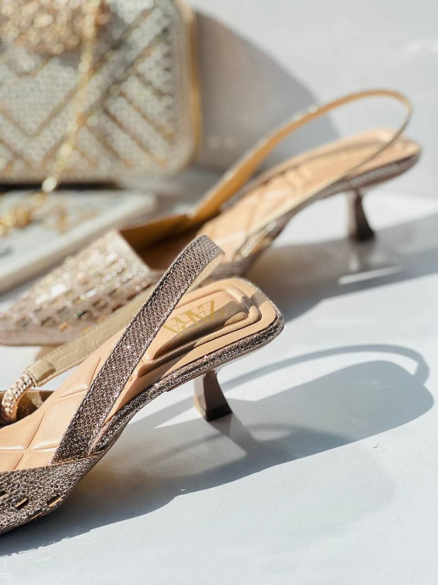 کفش مجلسی زنانه/دخترانه مدل زارا ایپک پاشنه ۳ سانت زارا سایزبندی ۳۶ تا ۴۱ با کیفیت و ضمانت