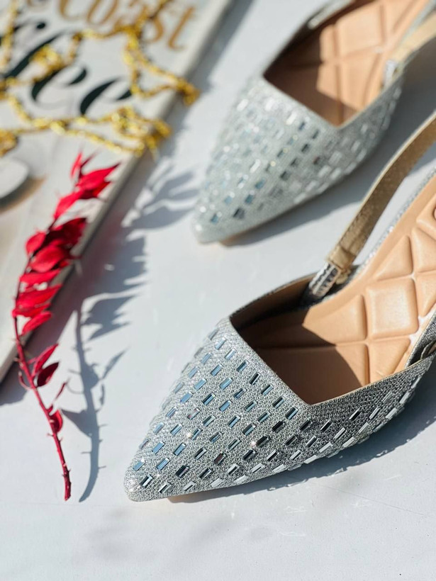 کفش مجلسی زنانه/دخترانه مدل زارا ایپک پاشنه ۳ سانت زارا سایزبندی ۳۶ تا ۴۱ با کیفیت و ضمانت