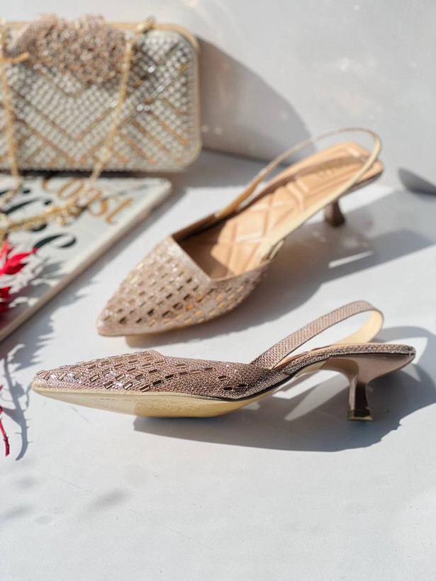 کفش مجلسی زنانه/دخترانه مدل زارا ایپک پاشنه ۳ سانت زارا سایزبندی ۳۶ تا ۴۱ با کیفیت و ضمانت