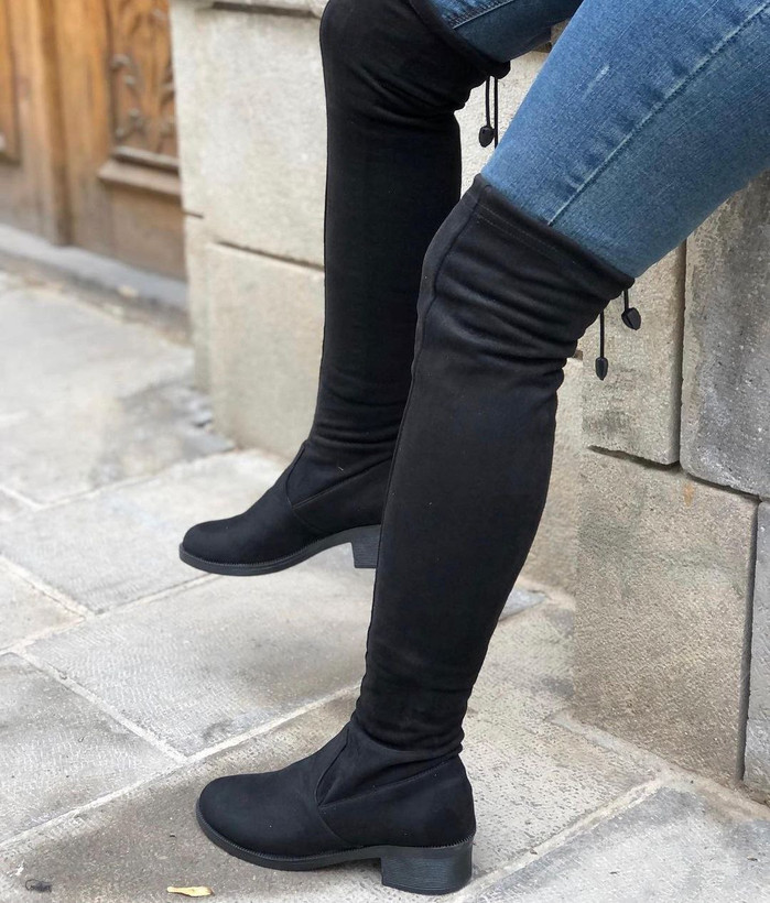 بوت جورابی زنانه/دخترانه در دو جنس انتخابی سوییت و چرم زیره پیو کیفیت عالی سایز ۳۷ تا ۴۰ قالب استاندارد