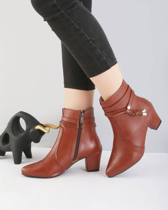 نیم بوت پاشنه دار جدید زنانه/دخترانه کیفیت عالی پاشنه ۵ سانت سایزبندی ۳۷ تا ۴۱