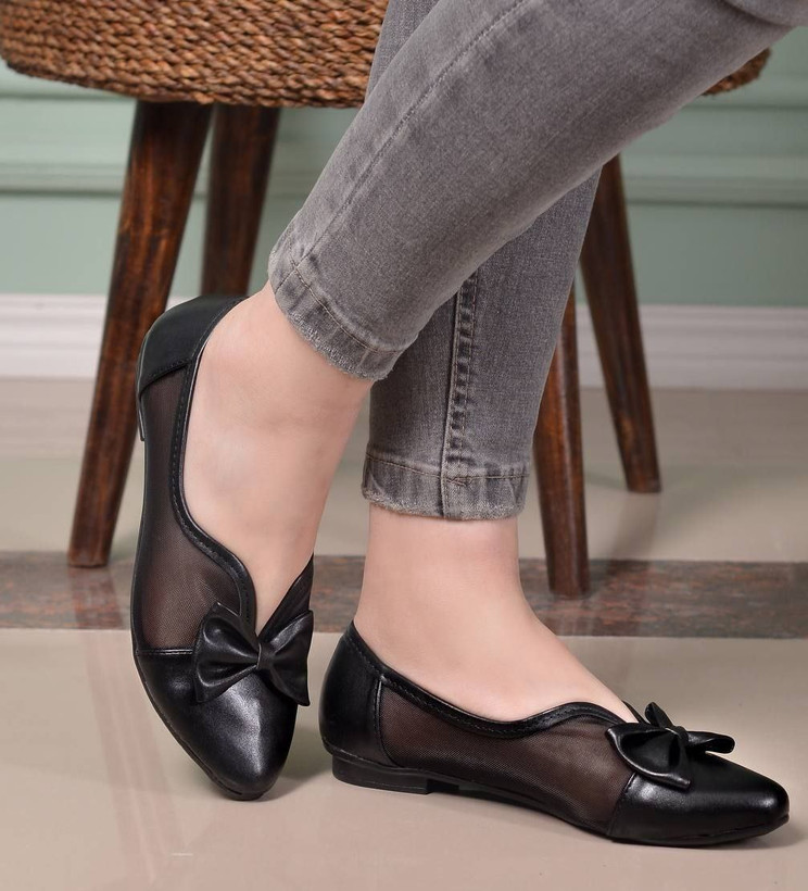 بابت زنانه/دخترانه جنس تور اصل و چرم عالی با کیفیت و عالی سبک و راحت پاخوری شیک و زیبا