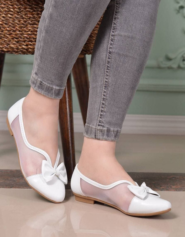 بابت زنانه/دخترانه جنس تور اصل و چرم عالی با کیفیت و عالی سبک و راحت پاخوری شیک و زیبا