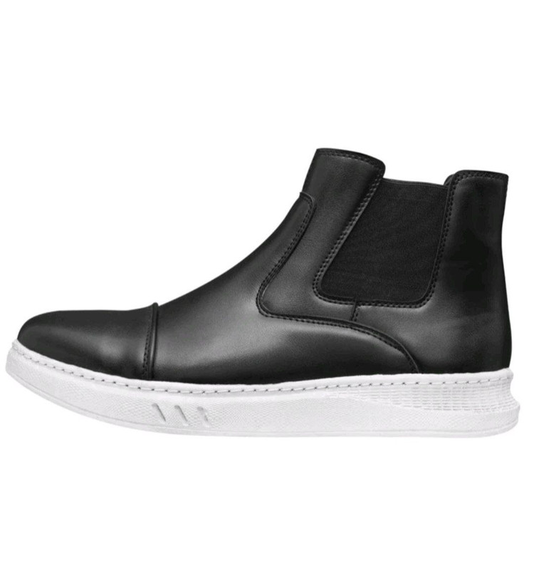 نیم بوت کشی مردانه جنس رویه چرم صنعتی زیره از pvc دور دوخت شده سایزبندی ۴۰ تا ۴۴