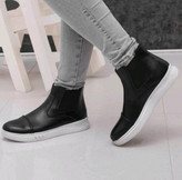 نیم بوت کشی مردانه جنس رویه چرم صنعتی زیره از pvc دور دوخت شده سایزبندی ۴۰ تا ۴۴