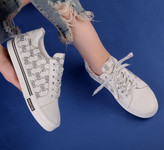 ونس زنانه/دخترانه مدل هیوا زیره لژکشی راحت رویه چرم و لمه سبک و راحت شیک و خوشپا